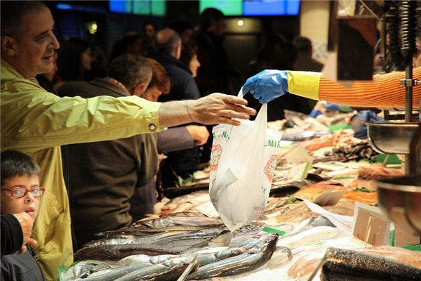 What does it mean to dream of buying fish? What does it mean to dream of buying fish?