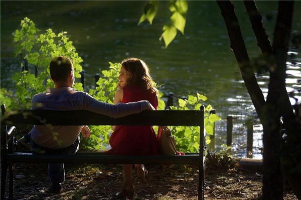 Dreaming of falling in love with a foreigner