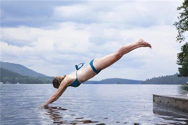 Dreaming of jumping into a river or the sea