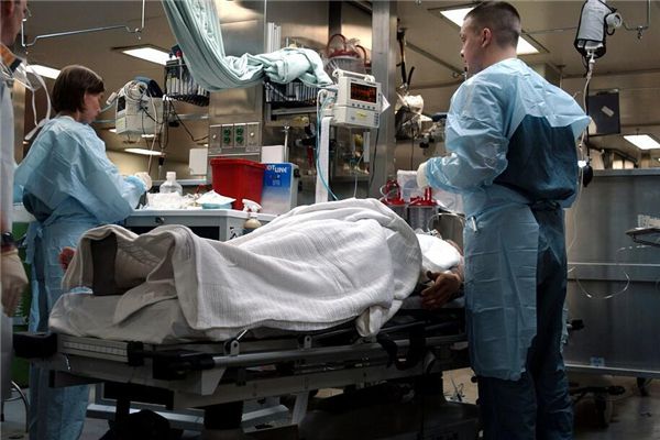 I dreamed that I had surgery on my buttocks.