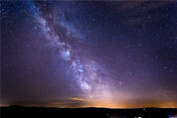 I dreamt of looking up at the evening sky.