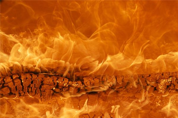 What does it mean to dream of a door burning down? What does it mean to dream of a door burning down?