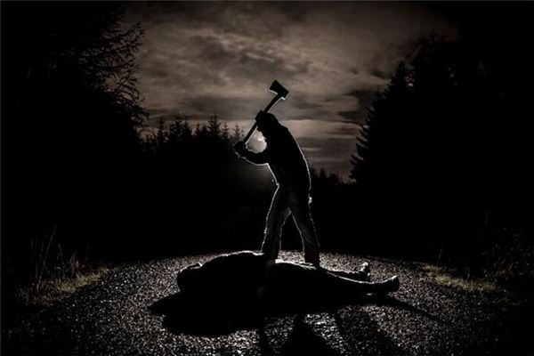 What does it mean to dream of family members being injured or maimed? What does it mean to dream of family members being injured or maimed?