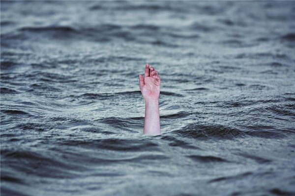 What does it mean to dream of drowning? What does it mean to dream of drowning?