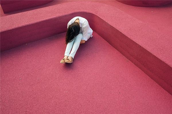 What does it mean to dream of tears staining your clothes? What does it mean to dream of tears staining your clothes?
