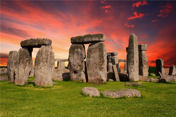 Dreaming of huge stones Dreaming of huge stones