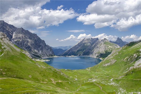 What does it mean to dream of a reservoir? What does it mean to dream of a reservoir?
