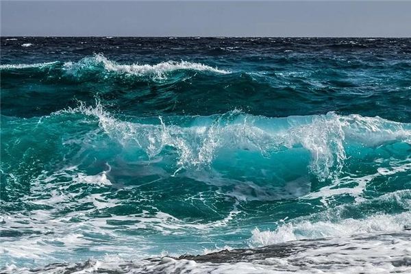 Dreaming of the ocean and the sea