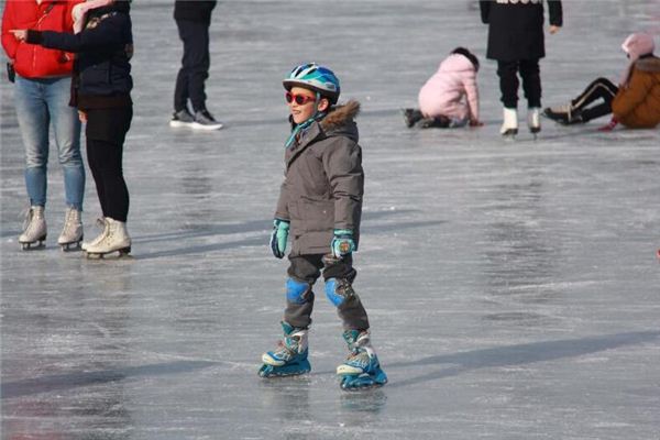 I dreamed that the ice was melting or that I was ice skating.