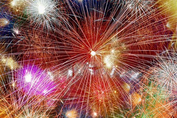 What does it mean to dream of fireworks shooting into the sky? What does it mean to dream of fireworks shooting into the sky?