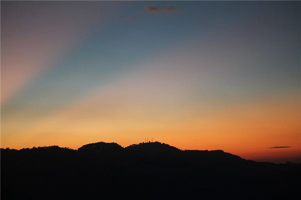 What does it mean to dream of dawn? What does it mean to dream of dawn?