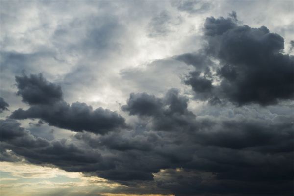 Dreaming of dark clouds