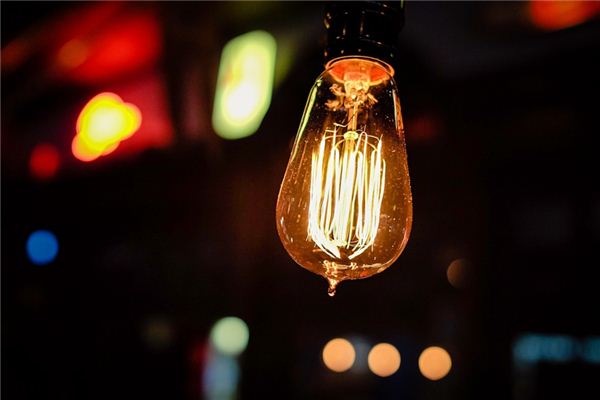 What does it mean to dream of lightning? What does it mean to dream of lightning?