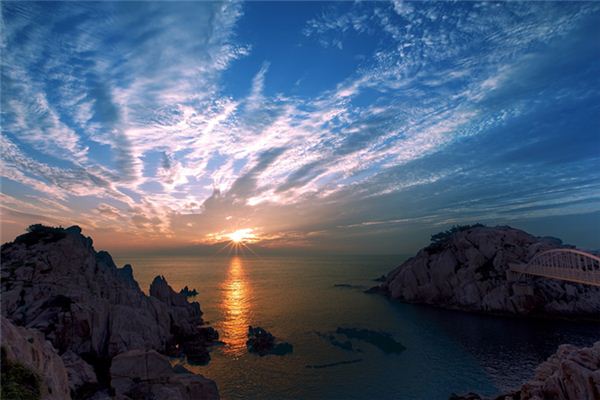 What does it mean to dream of sunrise? What does it mean to dream of sunrise?