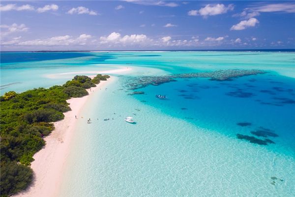 What does it mean to dream of the ocean? What does it mean to dream of the ocean?