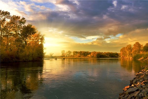 What does it mean to dream of a canal? What does it mean to dream of a canal?