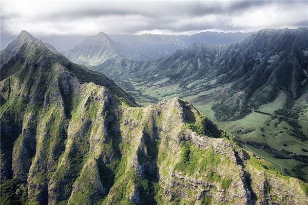 What does it mean to dream of ravines? What does it mean to dream of ravines?