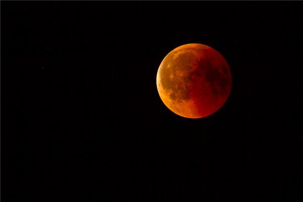What does it mean to dream of a lunar eclipse? What does it mean to dream of a lunar eclipse?