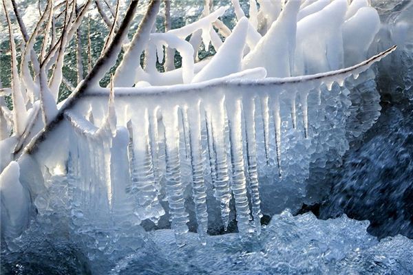 What does it mean to dream of being frozen? What does it mean to dream of being frozen?